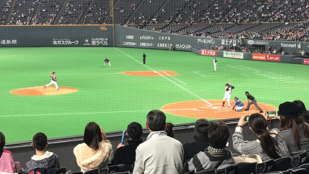 ランナーをアウトになるためには フォースプレーと タッチプレーがあります 野球って難しいお話ですね Siraca